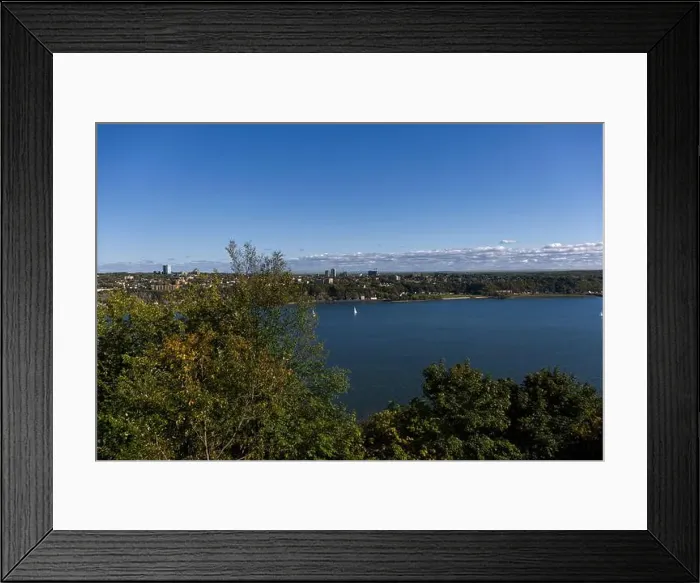 Framed Print : 2ye7aa7 Framed Print : 2ye7aa7