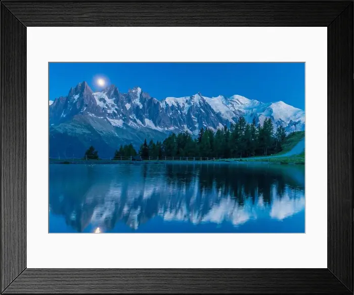 Framed Print : 2ye8eyw Framed Print : 2ye8eyw