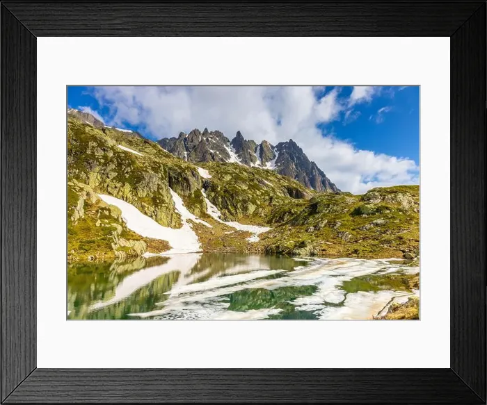 Framed Print : 2ye8g4b Framed Print : 2ye8g4b