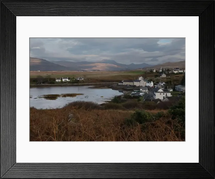 Framed Print : 2yebxn7 Framed Print : 2yebxn7