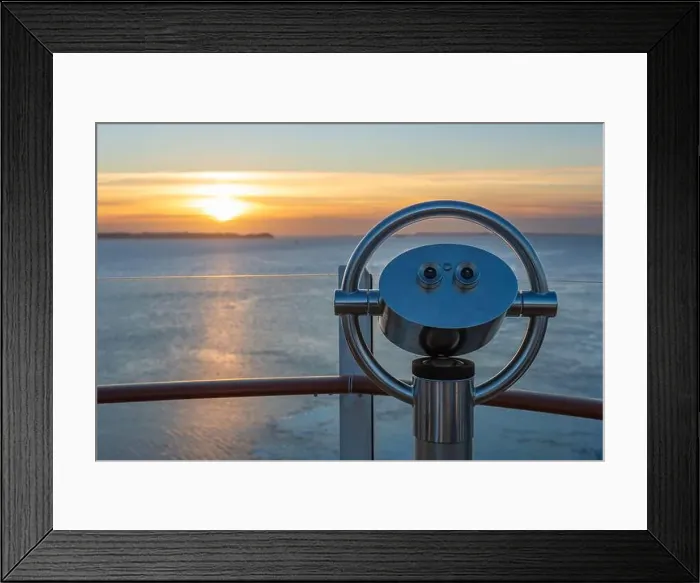 Framed Print : 2yekfp0 Framed Print : 2yekfp0