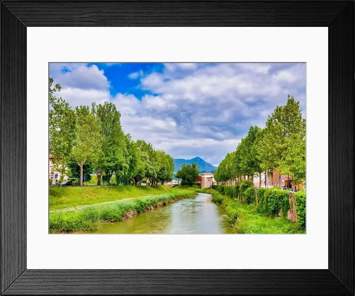 Framed Print : 2yf4cjp Framed Print : 2yf4cjp