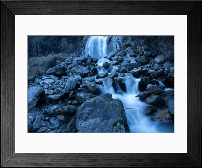 Framed Print : 2yfbgbm Framed Print : 2yfbgbm