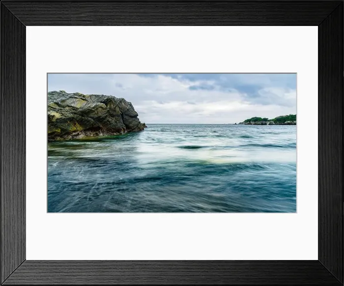 Framed Print : 2yg39eg Framed Print : 2yg39eg