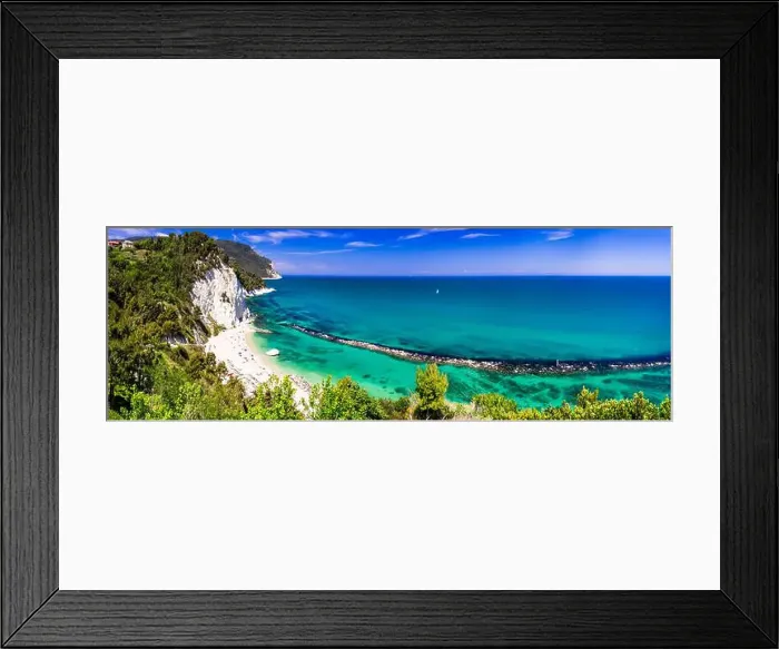 Framed Print : 2yg85hc Framed Print : 2yg85hc