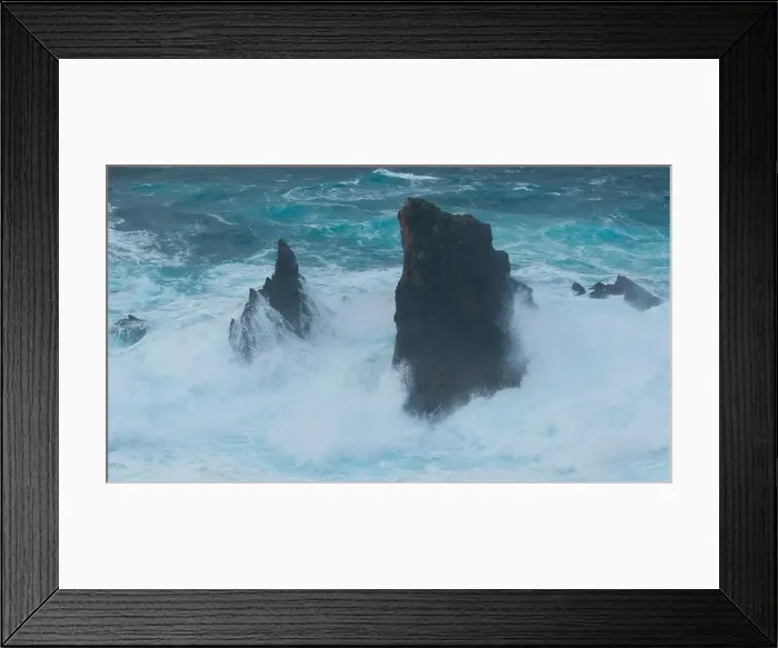 Framed Print : 2yge8xj Framed Print : 2yge8xj