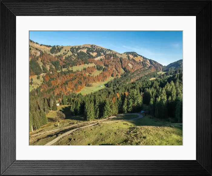 Framed Print : 2yh73ck Framed Print : 2yh73ck