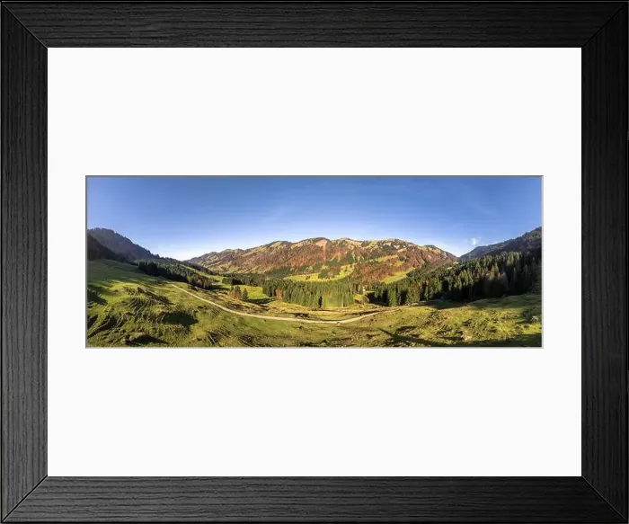 Framed Print : 2yh73g6 Framed Print : 2yh73g6