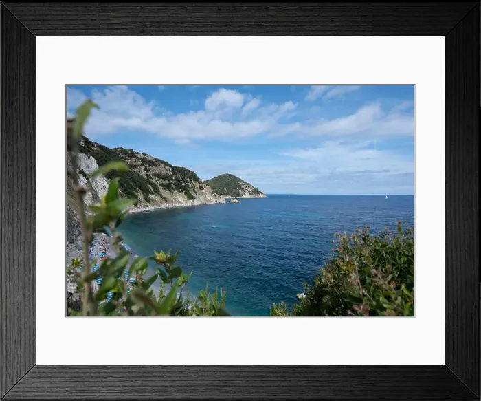 Framed Print : 2yh86ha Framed Print : 2yh86ha