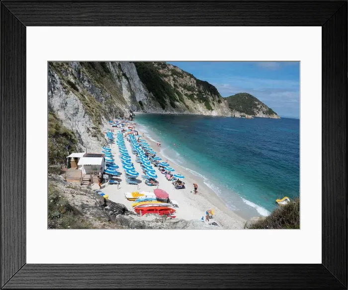 Framed Print : 2yh86ja Framed Print : 2yh86ja