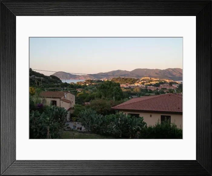 Framed Print : 2yh86y2 Framed Print : 2yh86y2