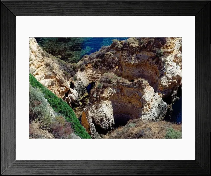 Framed Print : 2yh95jf Framed Print : 2yh95jf