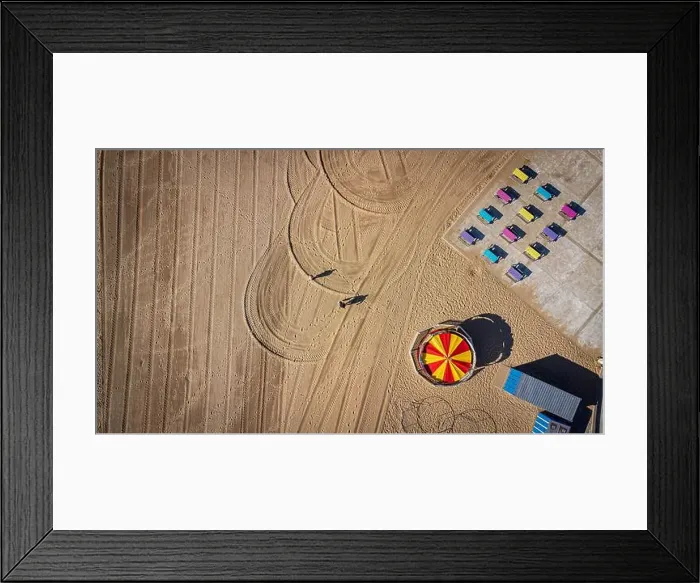 Framed Print : 2yhkw1a Framed Print : 2yhkw1a