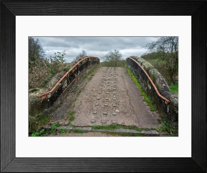 Framed Print : 2yj3g18 Framed Print : 2yj3g18