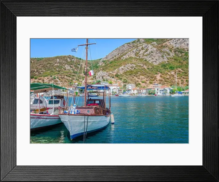Framed Print : 2yj6hbr