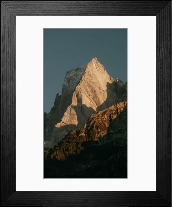 Framed Print : 2yjct2n Framed Print : 2yjct2n