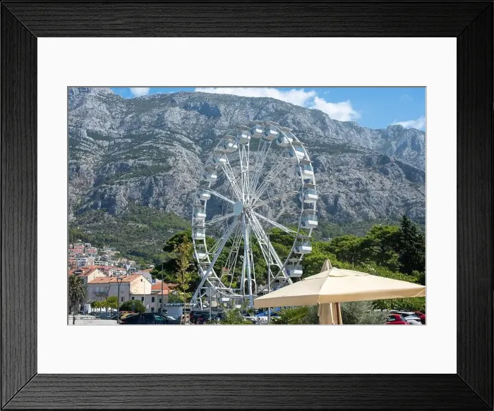 Framed Print : 2ykhh43 Framed Print : 2ykhh43
