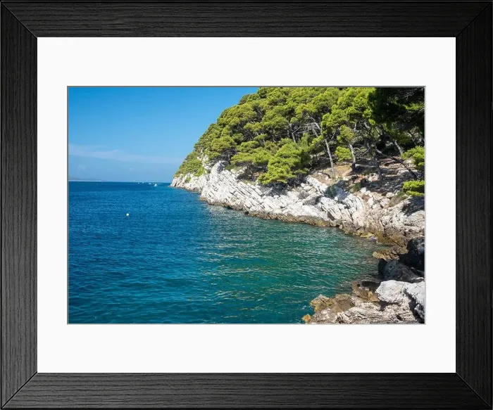 Framed Print : 2ykhh58 Framed Print : 2ykhh58