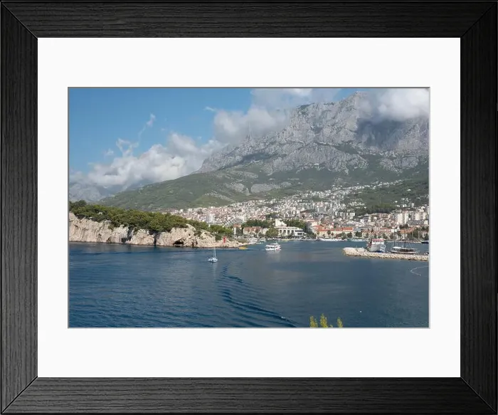 Framed Print : 2ykhhjh Framed Print : 2ykhhjh