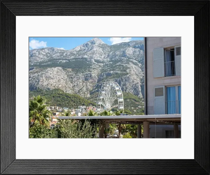 Framed Print : 2ykhhk7 Framed Print : 2ykhhk7