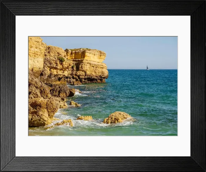 Framed Print : 2ykrfa3 Framed Print : 2ykrfa3