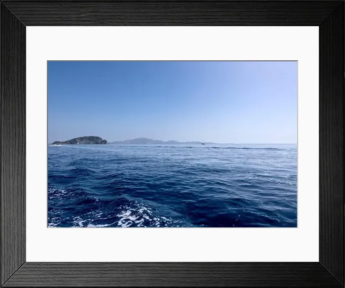 Framed Print : 2ym6wfy Framed Print : 2ym6wfy