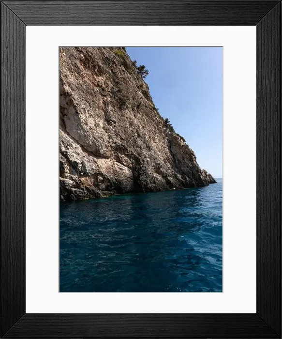Framed Print : 2ym6wt8 Framed Print : 2ym6wt8