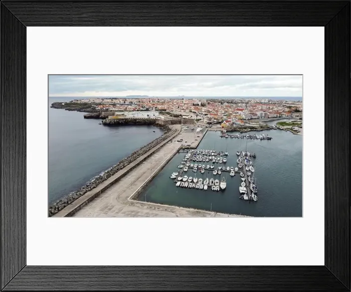 Framed Print : 2ymeg84 Framed Print : 2ymeg84