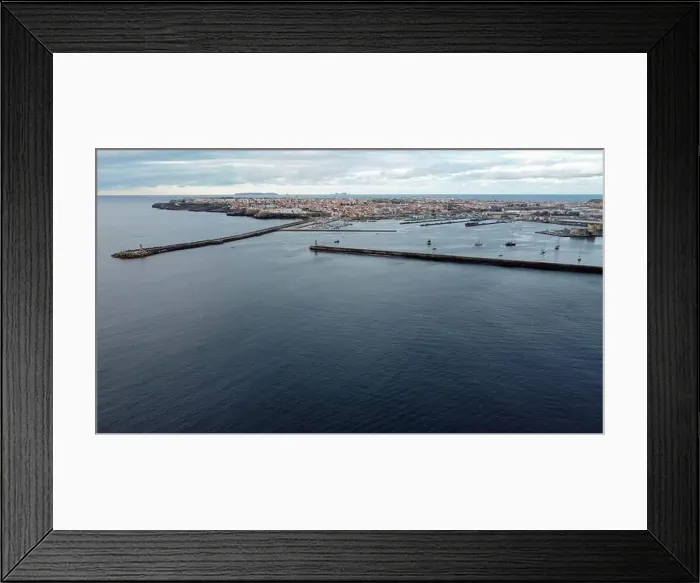 Framed Print : 2ymegdb Framed Print : 2ymegdb