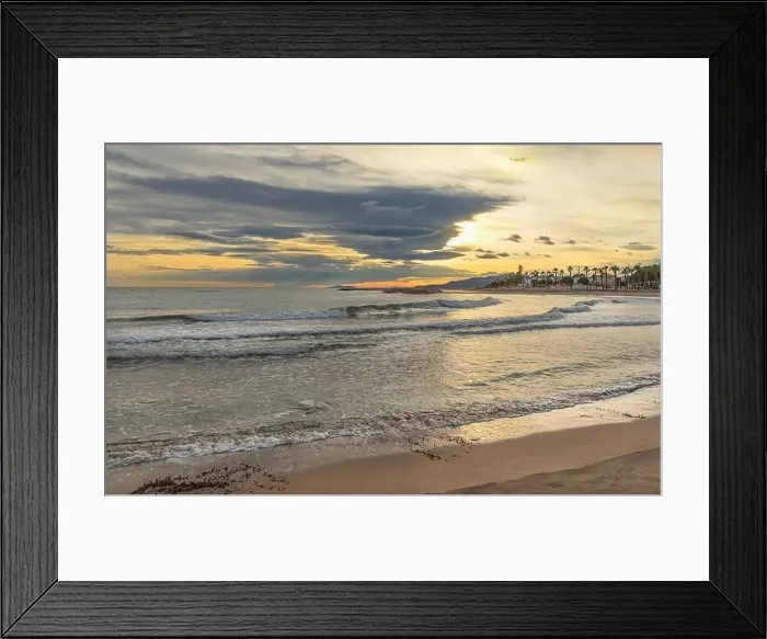Framed Print : 2ymg4cy Framed Print : 2ymg4cy