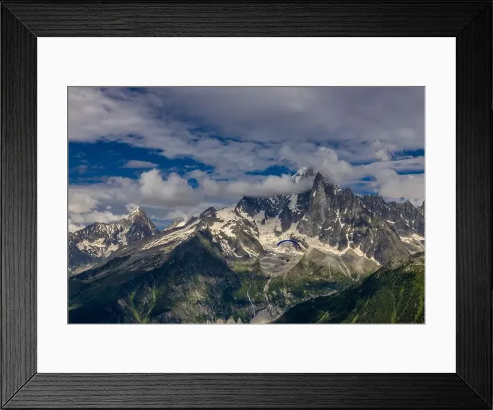 Framed Print : 2ymh80n Framed Print : 2ymh80n