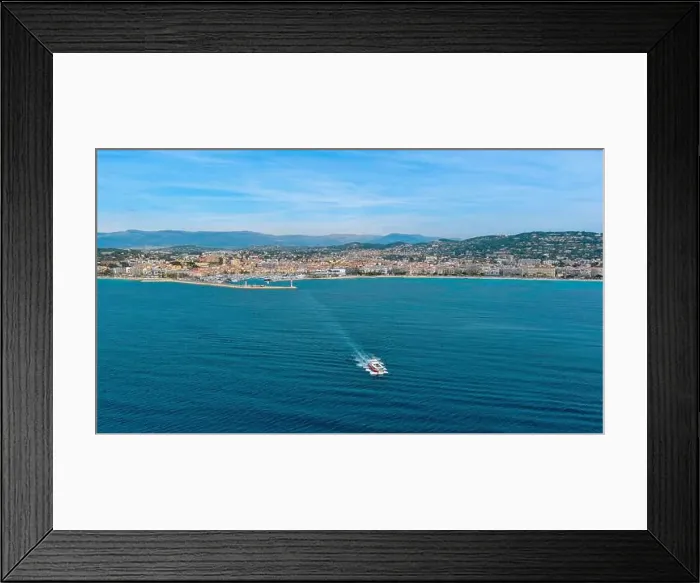 Framed Print : 2ymm1ht Framed Print : 2ymm1ht