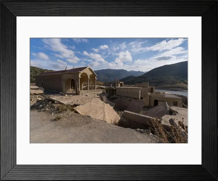 Framed Print : 2ymnt03 Framed Print : 2ymnt03