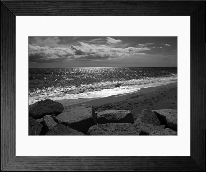 Framed Print : 2ymnxhd Framed Print : 2ymnxhd