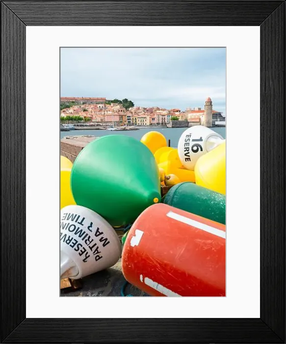 Framed Print : 2yn6d5c Framed Print : 2yn6d5c