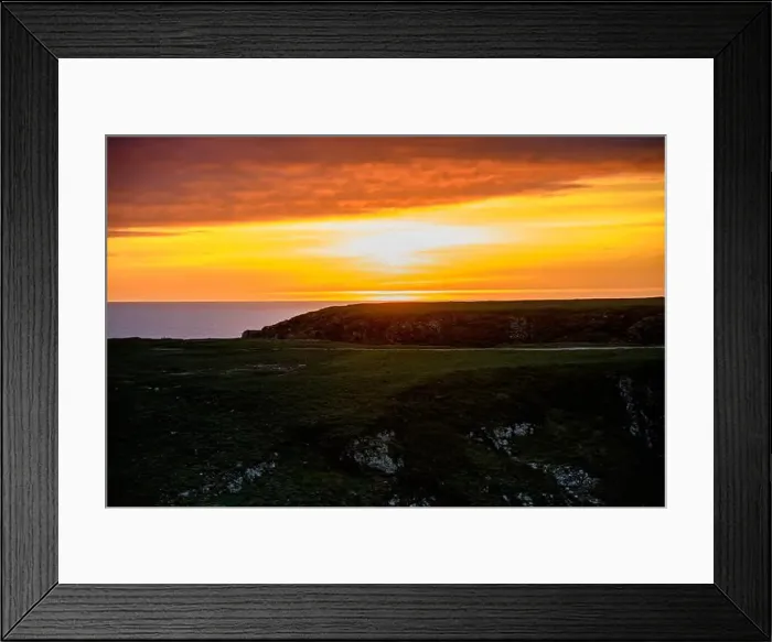 Framed Print : 2yn6hww Framed Print : 2yn6hww