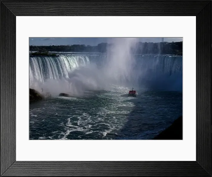 Framed Print : 2yntpk0 Framed Print : 2yntpk0