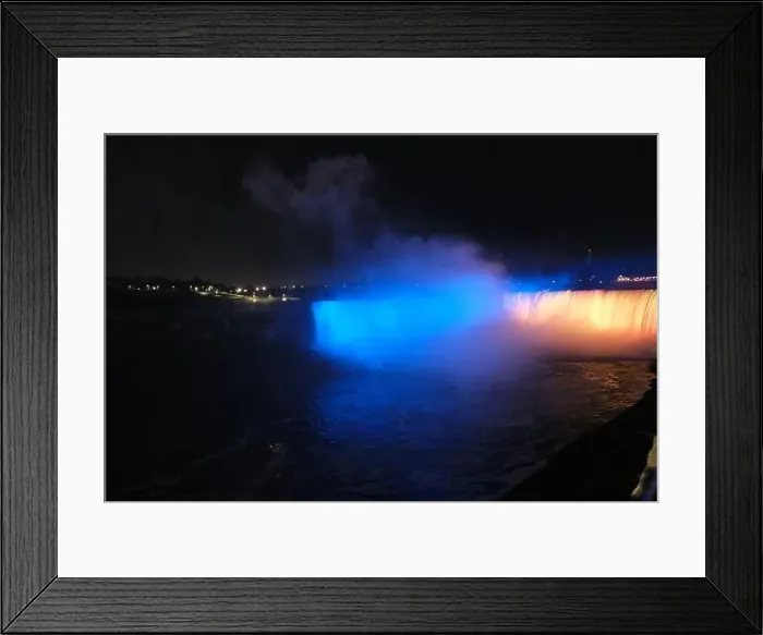 Framed Print : 2yntpkc Framed Print : 2yntpkc