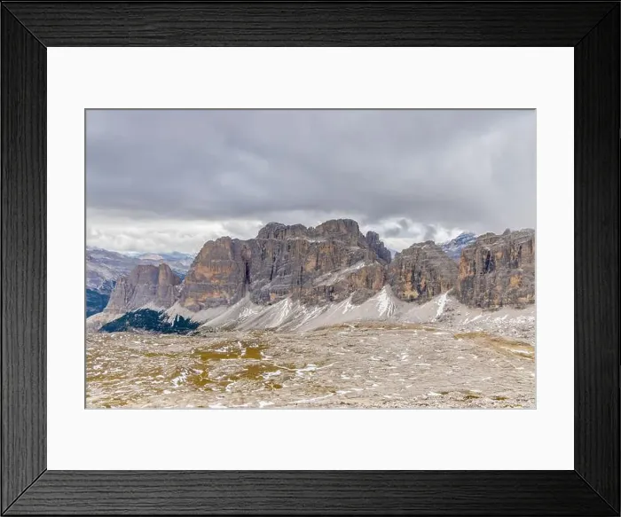 Framed Print : 2ynxfx6 Framed Print : 2ynxfx6