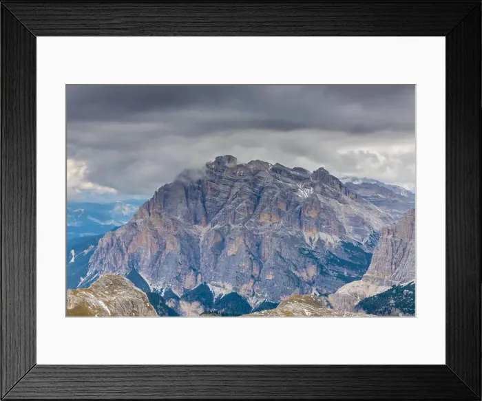 Framed Print : 2ynxfxg Framed Print : 2ynxfxg