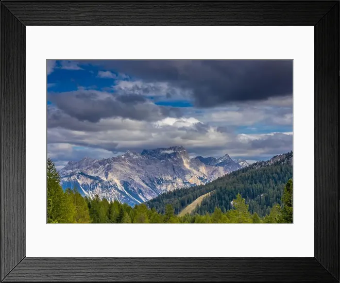 Framed Print : 2ynxhpg Framed Print : 2ynxhpg