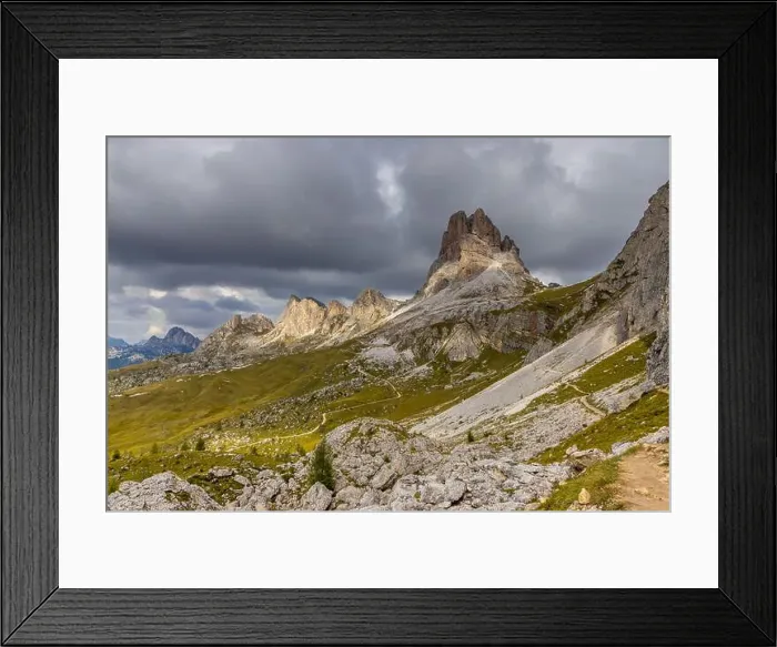 Framed Print : 2ynxhyd Framed Print : 2ynxhyd