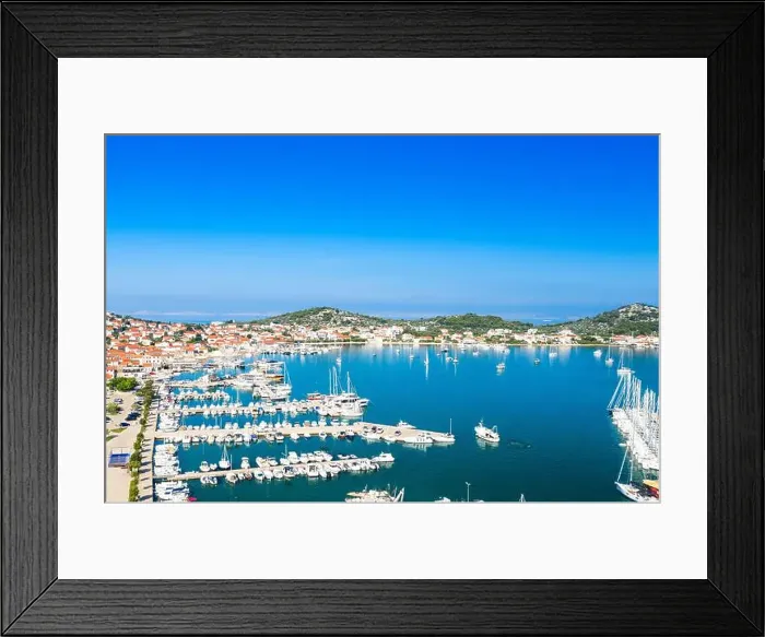 Framed Print : 2yp4n7a Framed Print : 2yp4n7a