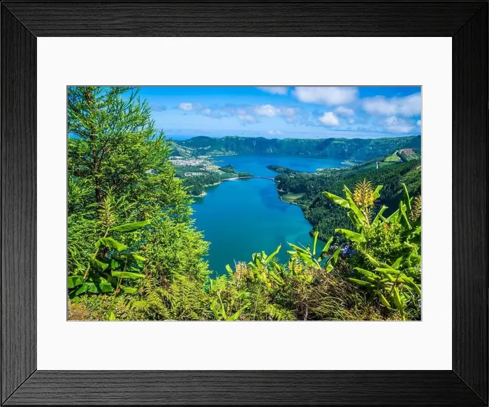 Framed Print : 2yrmc5e