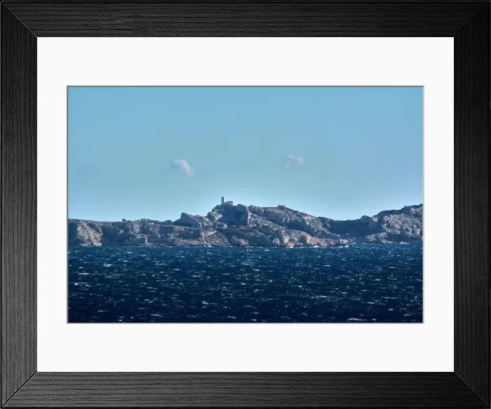 Framed Print : 2yrn9gx Framed Print : 2yrn9gx