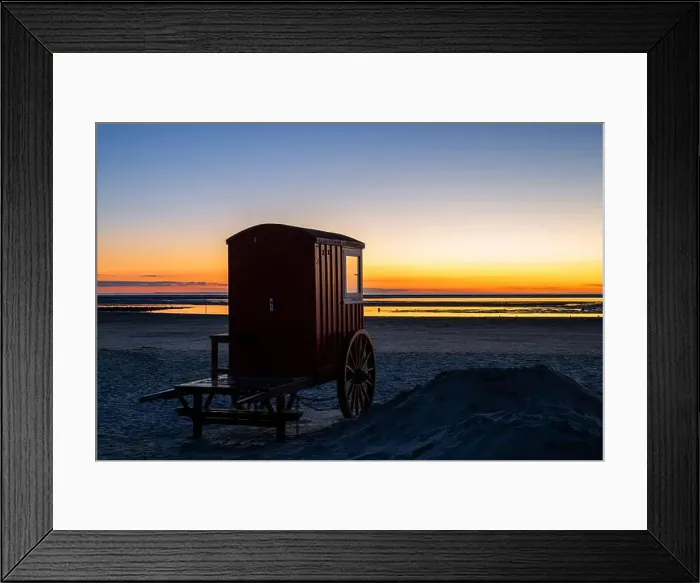 Framed Print : 2ytc4y1 Framed Print : 2ytc4y1