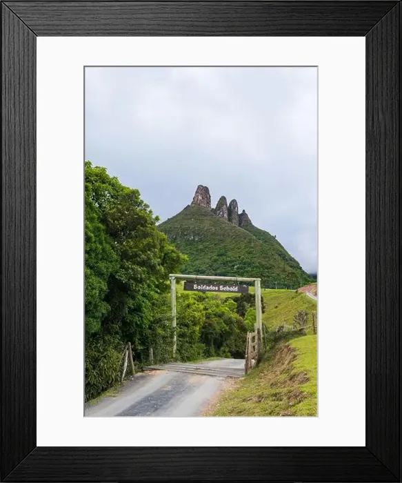 Framed Print : 2ytjn4x Framed Print : 2ytjn4x