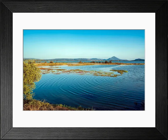 Framed Print : 2yty7hm Framed Print : 2yty7hm