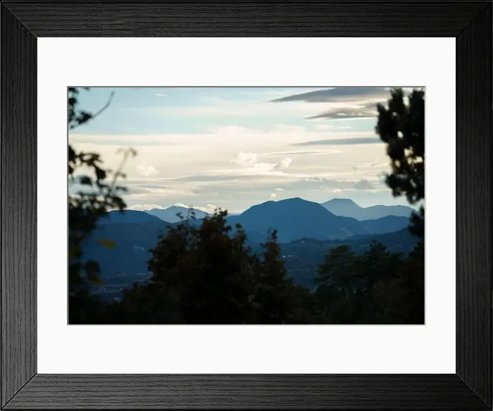 Framed Print : 2yx2wxg Framed Print : 2yx2wxg