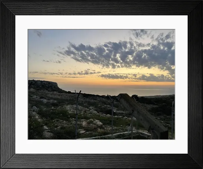 Framed Print : 2yxhjw6 Framed Print : 2yxhjw6